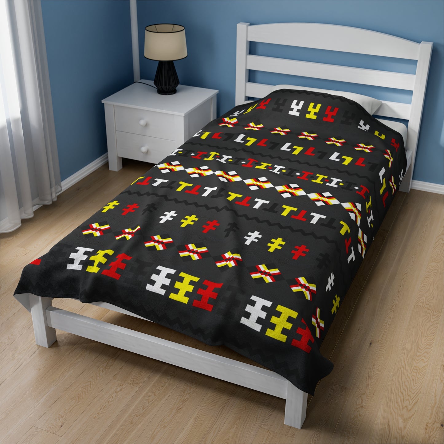 Plush Blanket with Seminole Patchwork